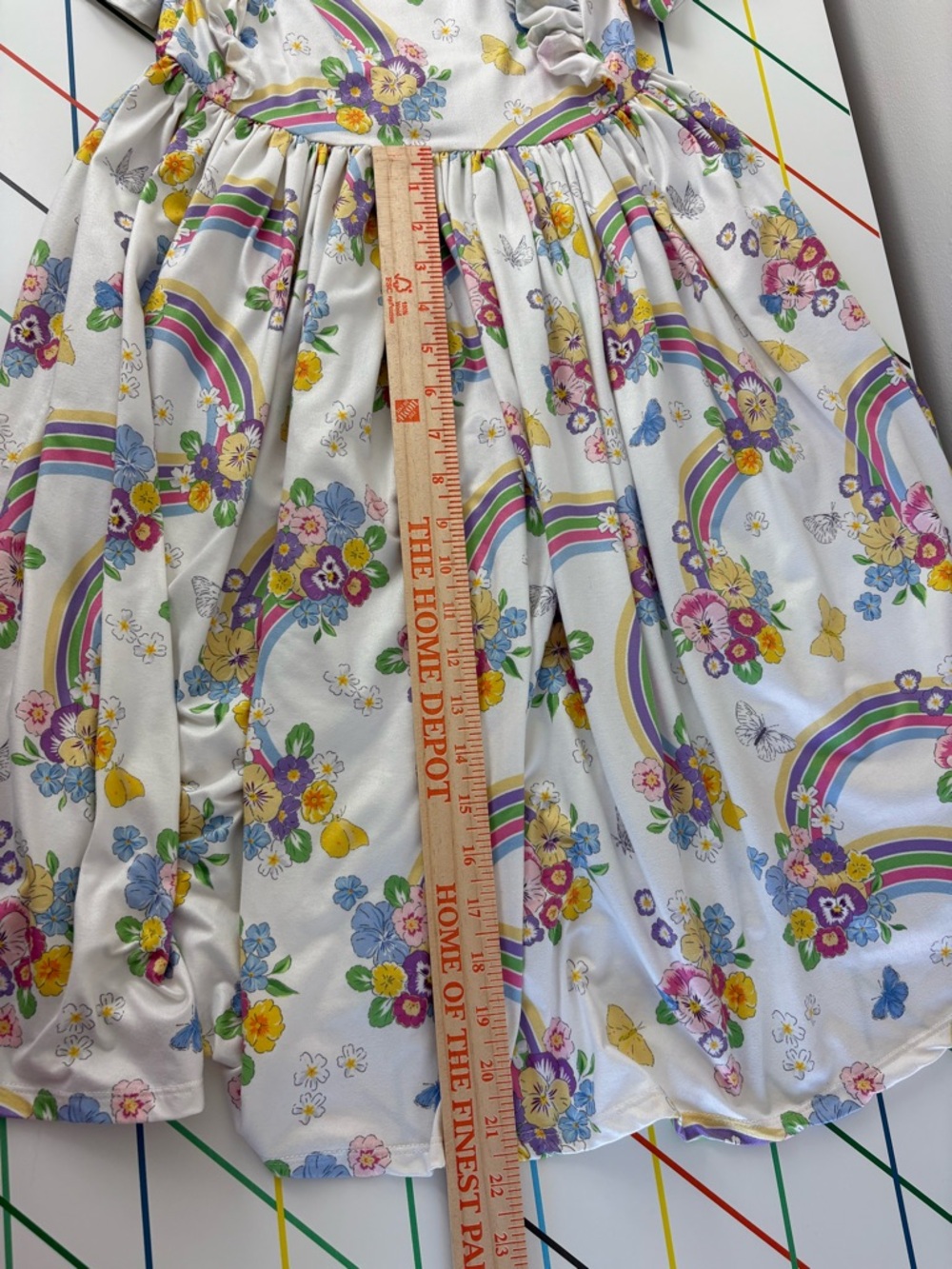 Mila & Rose White Rainbow & Floral Ruffle Sleeve Dress size 9-10 Like New - Picture 6 of 8